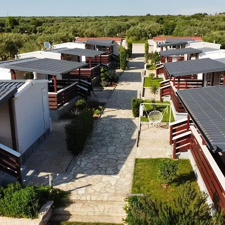 Mobile Homes Kamp Maslina, Biograd Na Moru Exteriér fotografie